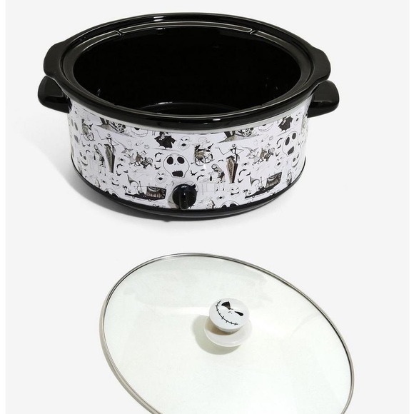 The Nightmare Before Christmas Characters 7-Quart Slow Cooker Crockpot BNIB Pot - Picture 4 of 9